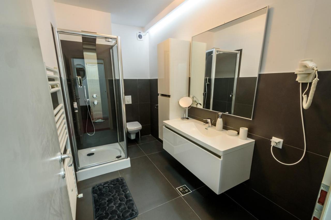 Ultracentral Luxury Apartment Cluj-Napoca Exterior foto