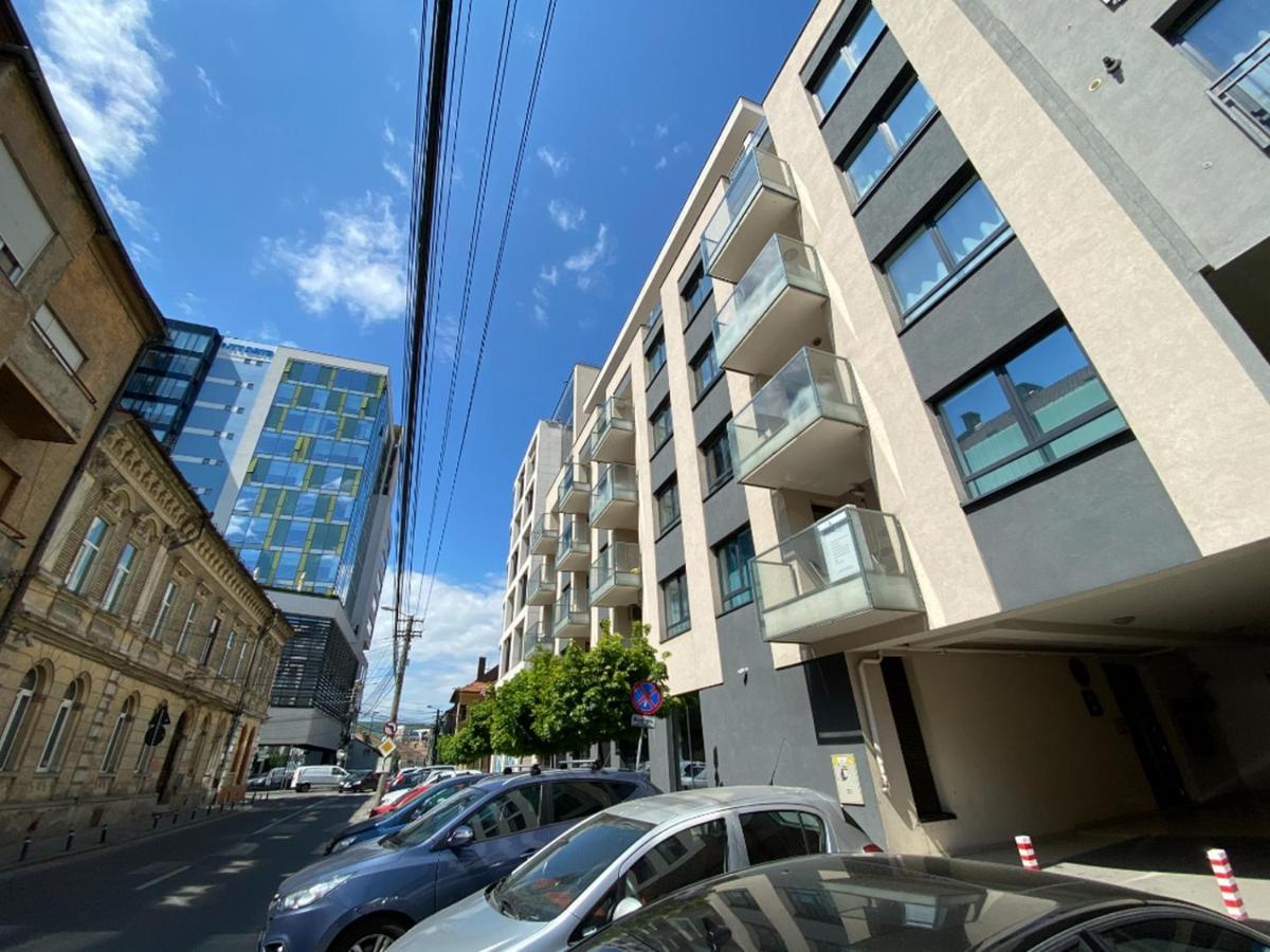 Ultracentral Luxury Apartment Cluj-Napoca Exterior foto